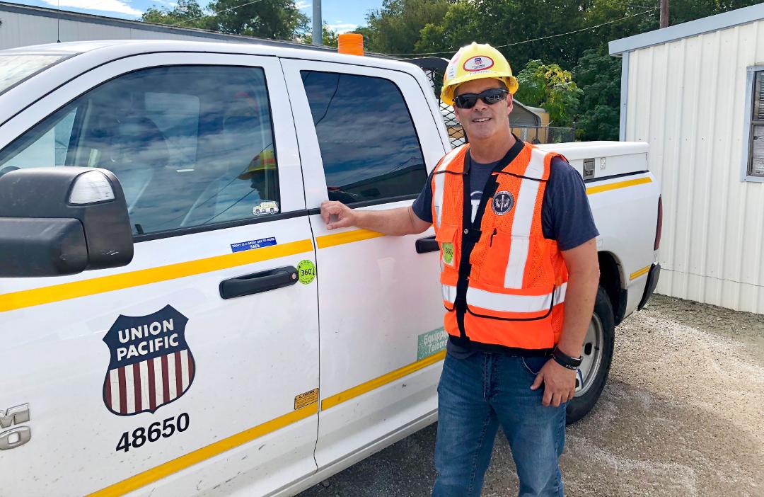 Total Safety Culture Facilitator Todd Hosking created stickers for work vehicles, encouraging employees to complete a 360-degree visual inspection prior to leaving the parking lot.