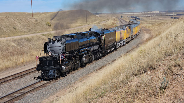 Big Boy No. 4014 climbs the hill towards Speer Junction, Wyoming. Photo by Billy Pine.