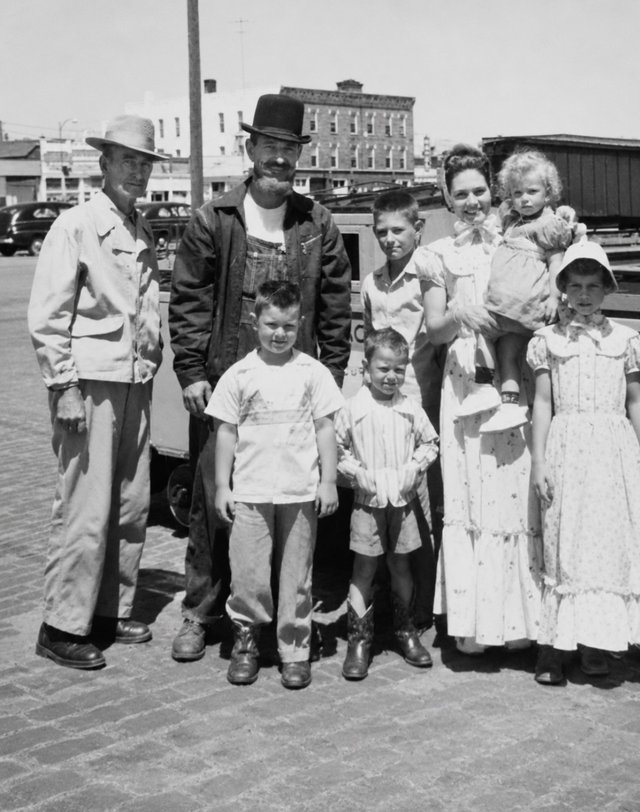 Ashley's Great Grandpa, Thomas Keck and Grandpa, Bill Keck pictured on the left. 
