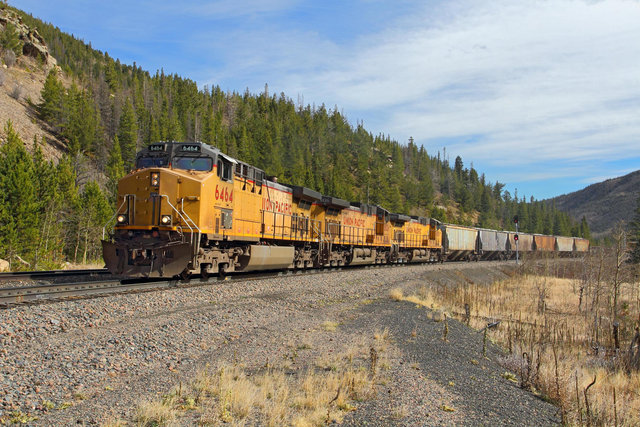 UP 6464 enroute