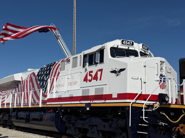 Union Pacific’s newest commemorative locomotive No. 4547 honors President Donald J. Trump and commemorates America’s 250th anniversary.