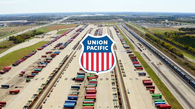 Union Pacific Dallas Intermodal Terminal video