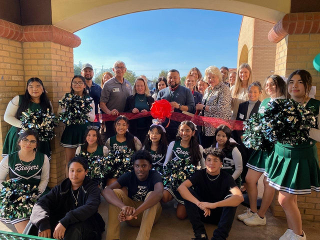 SPARK volunteers cut the ribbon at new park in Houston | LR