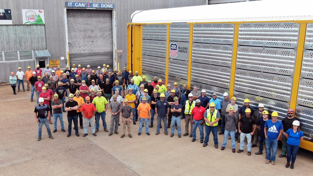 Group photo DeSoto Mechanical team | MR