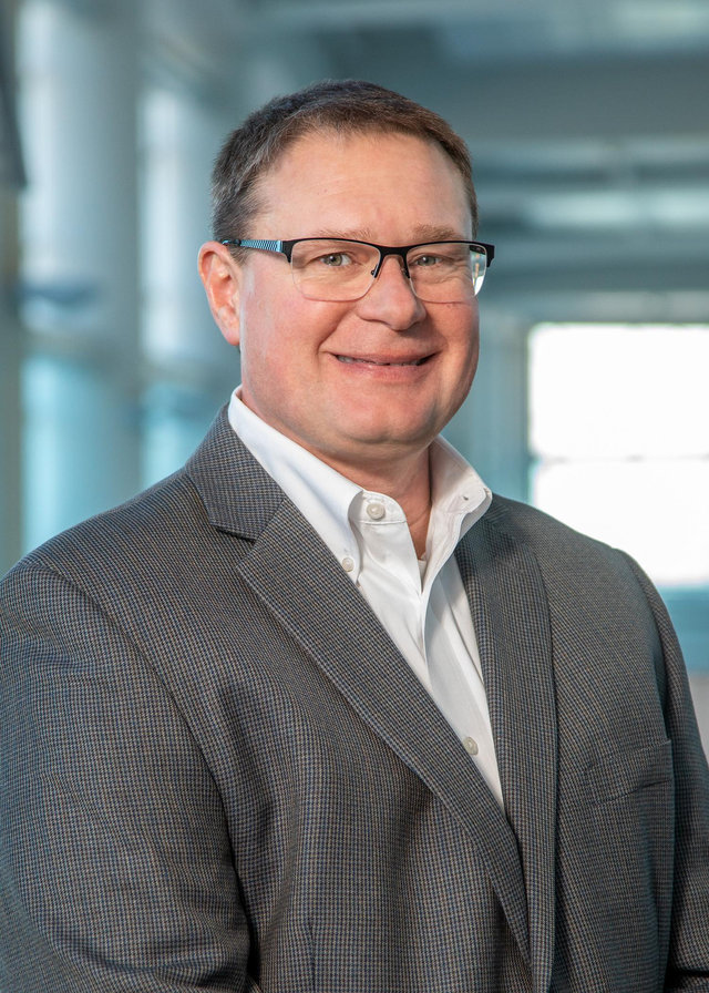 Mark Lutz, assistant vice president â   Fuel and Environment | O