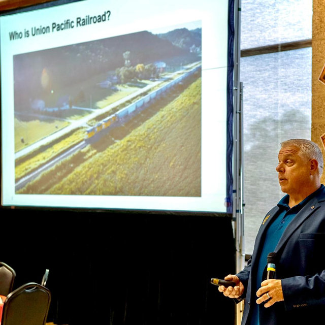 Buck Russel at the Safety Awards Banquet Secondary Insights | MR