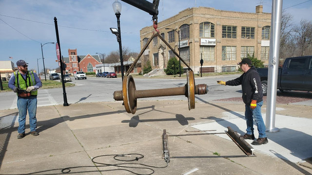 Train wheels were used as the base of a bench