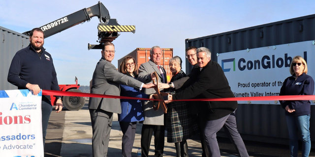 Mid-Willamette Valley Intermodal Center Ribbon Cutting