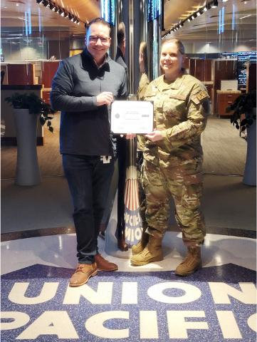 Jason Elliot receives Patriot Award from Staff Sergeant Lucas | LR