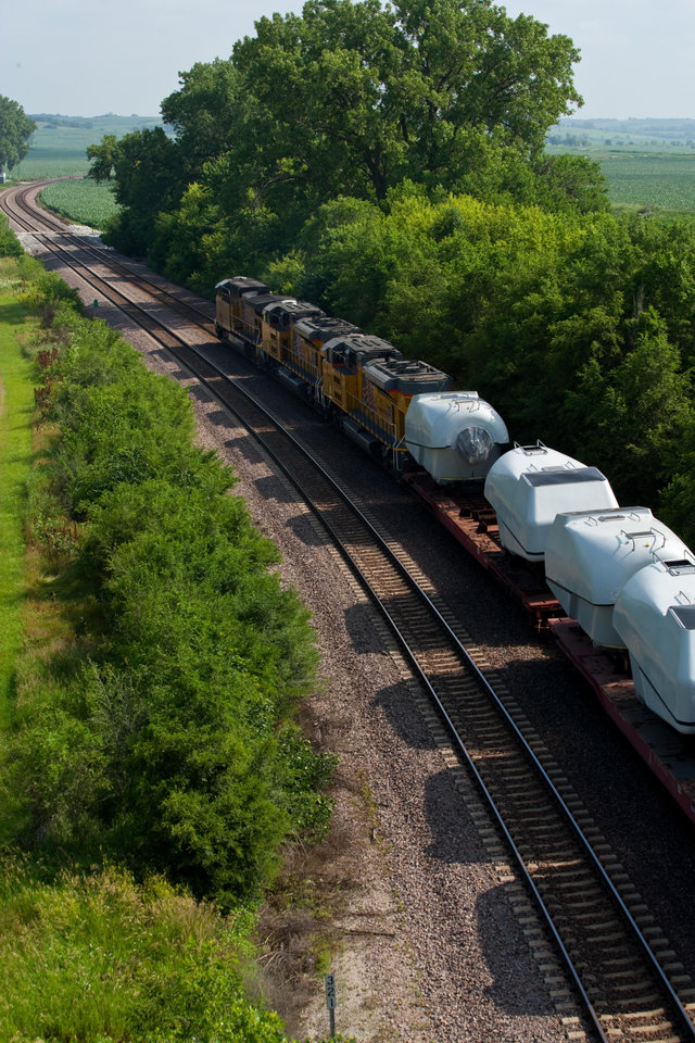 Wind Safety Clearance Train
