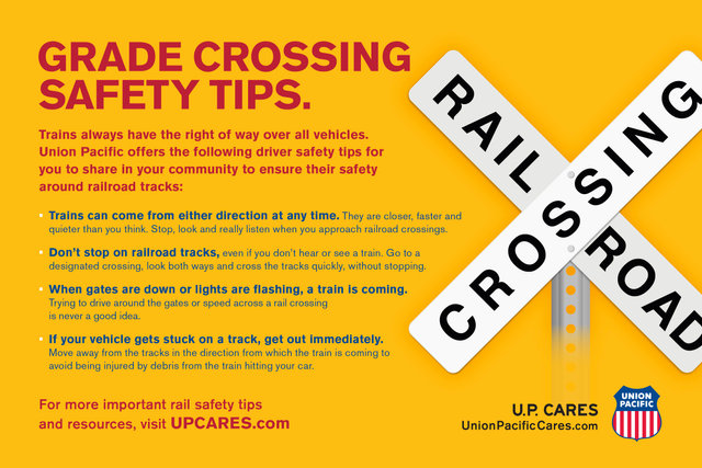 grade crossing safety tips