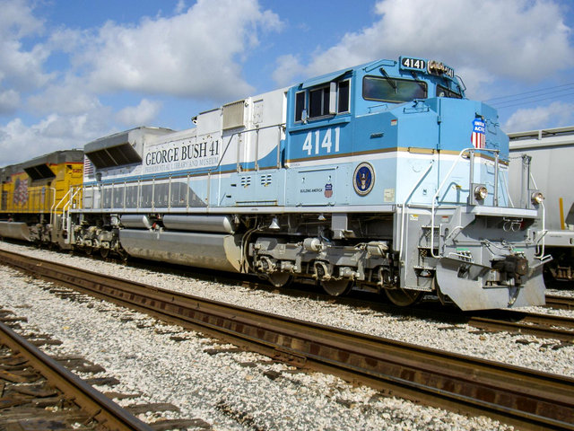 Large Retina | UP Locomotive No. 4141