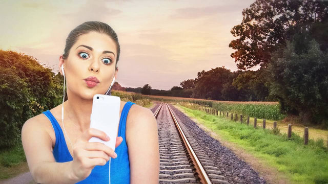  You Wouldn't Take a Selfie Here - Duck Face thumbnail