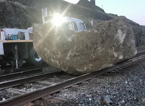 This large boulder on tracks in Oregon prompted a swift RMCC response. 