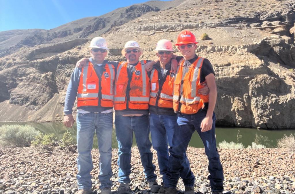 Large | Soriano family at a Nevada MoW job site