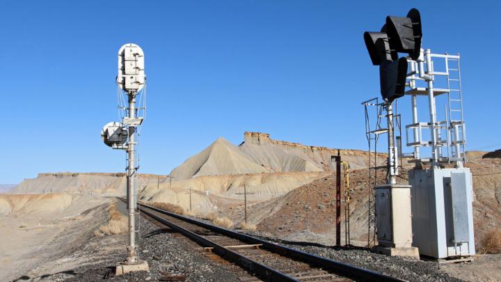 Union Pacific employees quickly took action when 300 signal locations similar to the one pictured above were impacted by Northern California power outages.