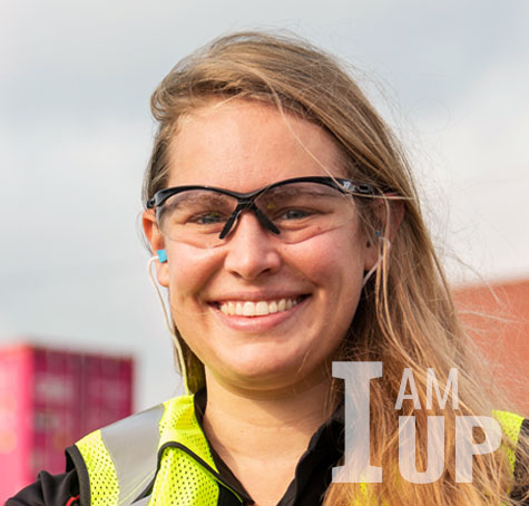 employee photo 04
