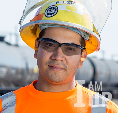 employee photo 17