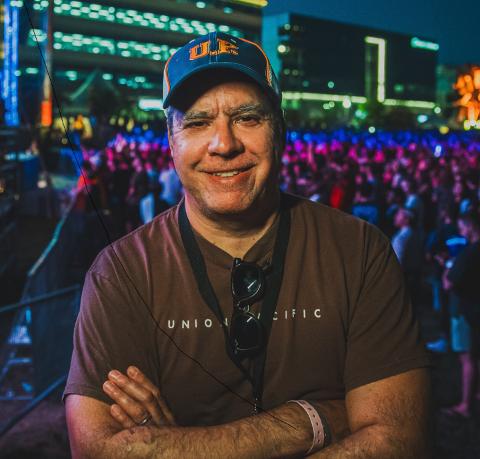 Small | Tim McMahan at the 2022 Maha Music Festival