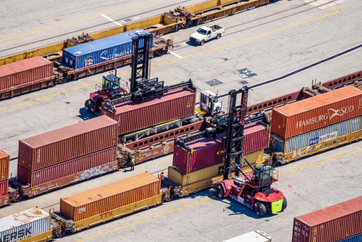 Medium | Inside Track: Port of Long Beach - West coast ports