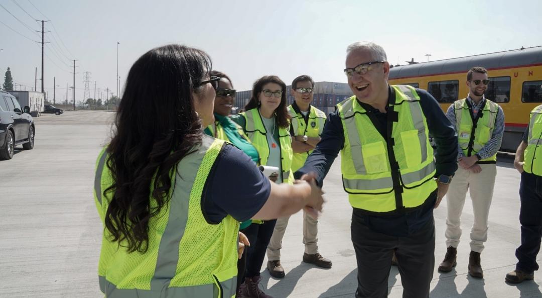 Jim Vena and President Beth Whited at Los Angeles Service Union | LR