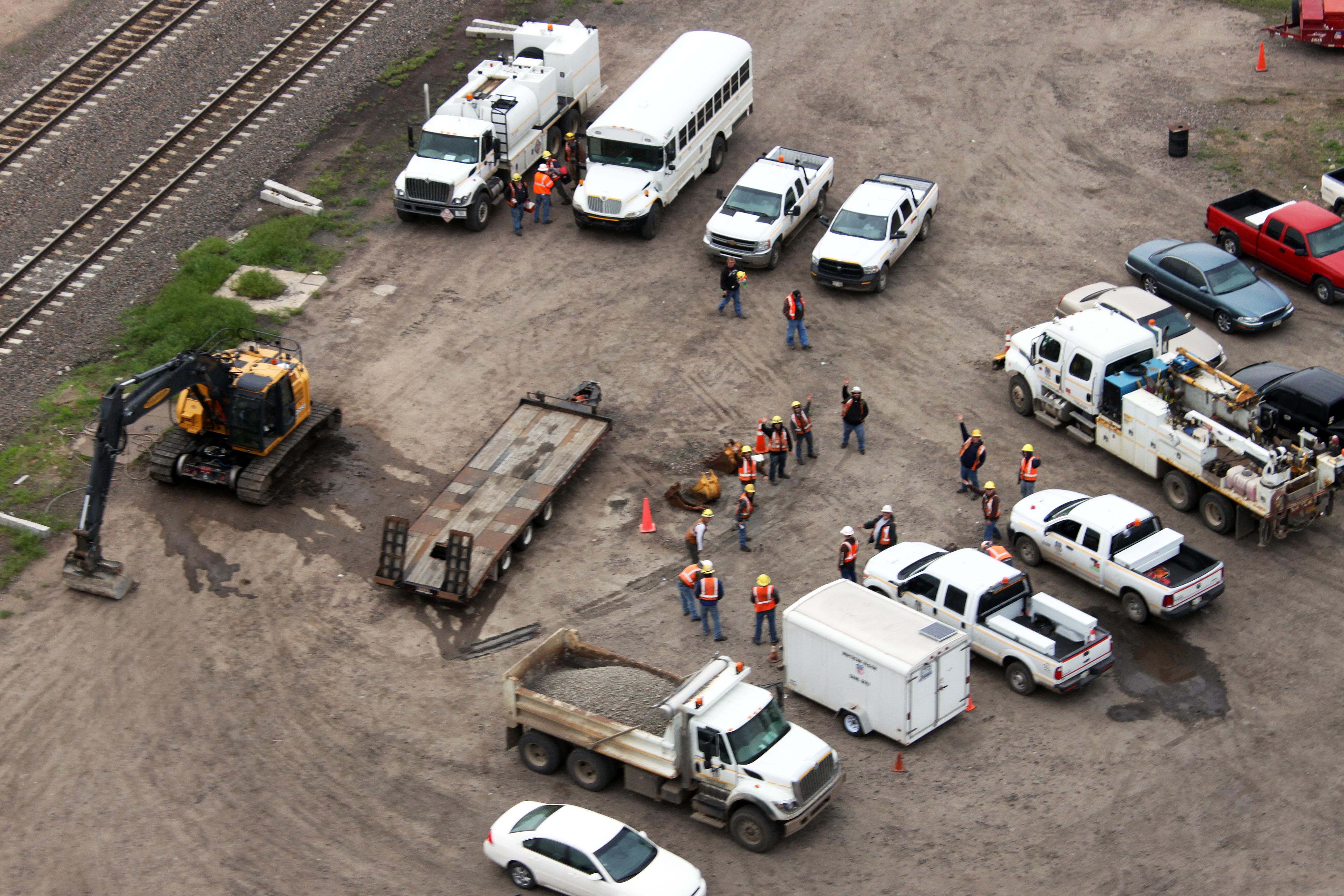 Workers gather to repair Marysville flood damage