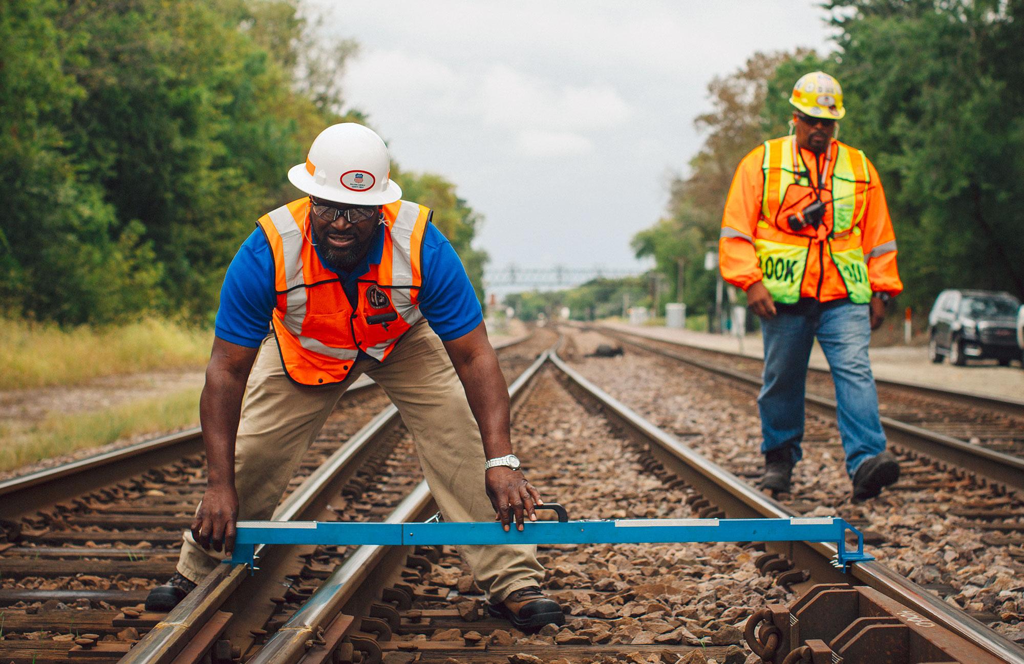 Original | Inside Track: Chicago Commuter Measuring Rail