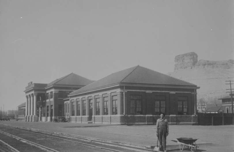 Employee standing in front of the depot in Green River, Wyoming