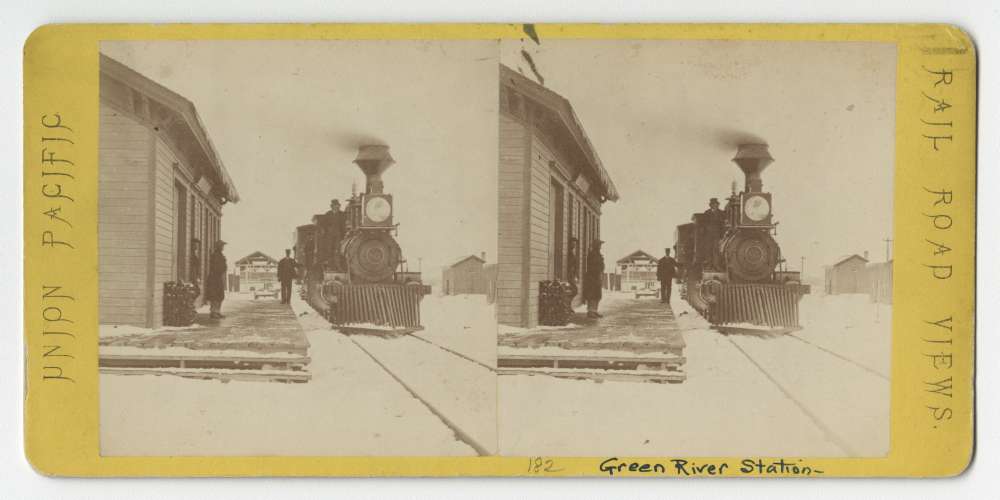 A stereo card of Green River passenger station