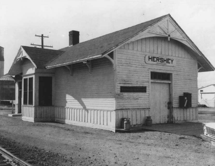 Photograph of a train station in Hershey, Nebraska, 1930