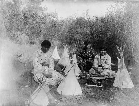 Northern Cheyenne Indian Children and Their Playhouses