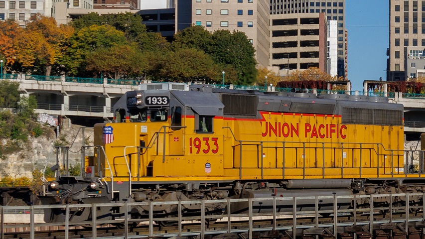 Union Pacific intermodal train passing through California